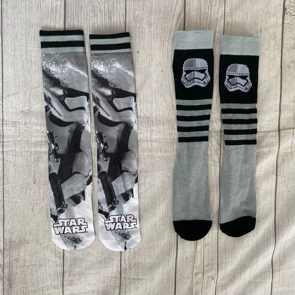 Star Wars 2 pair of socks one size new without tags